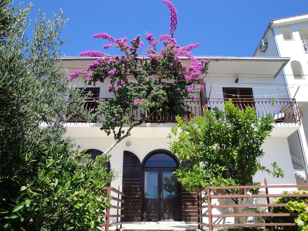 Apartment Hortenzija Baška Voda Oda fotoğraf